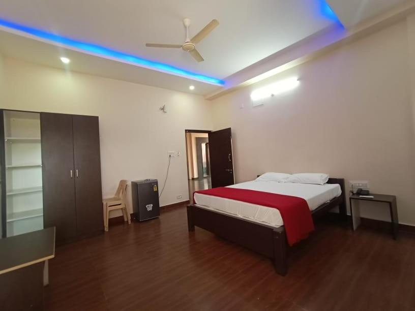 Ss Lodge Devanahalli エクステリア 写真